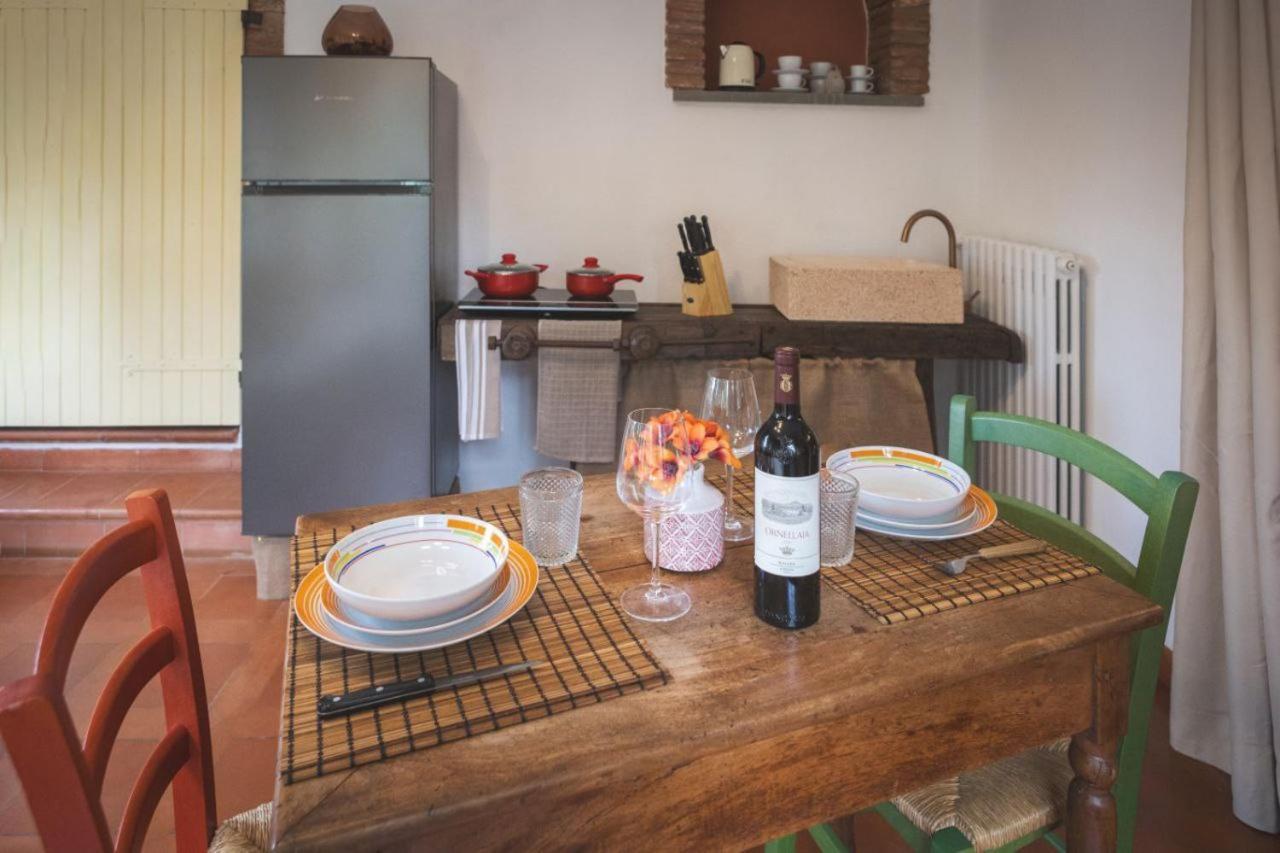 Podere San Filippo B&B-Apartment-Pet Friendly-Rent Bike And Bike Friendly Bibbona Szoba fotó